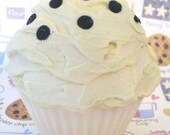 Large Chocolate Chip Cookie Dough Cupcake Soy Candle