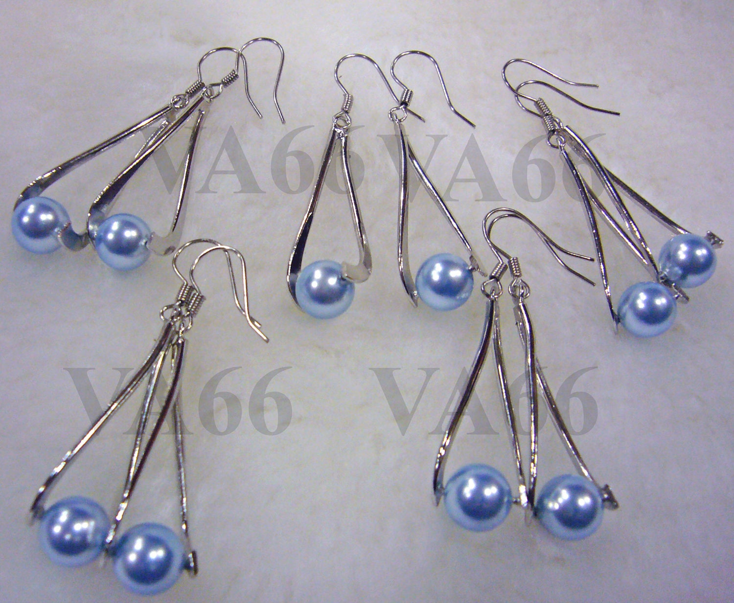 Bridesmaids Set of 5pcs Blue Swarovski Pearl Twist Earrings 27 Color Choices Bridal Party, Party Favors, Bridesmaid, Flower Girls, MOB