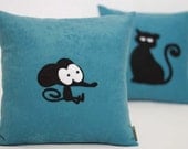 Cat and Mouse Funny and Whimsical Pillow Set. Great for Animal Lovers.