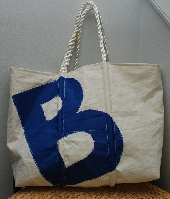 Custom Yoga Bag made from Recycled Sails Great by BeeHiveDesign