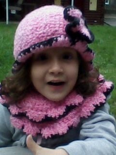 Fancy Nancy hat and scarf