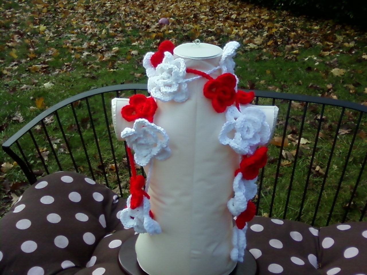 Spring Crochet Flower scarf white and red//Ready to ship