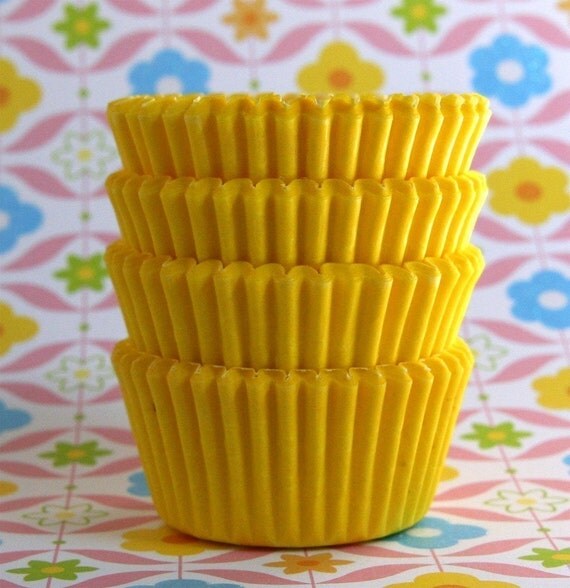 Party My Sweet cupcakes Baking Vendor Listing  vintage Estelle's  Catch  liners mini Supply's