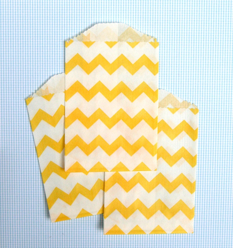 Little Chevron Paper Bags in Pink, Yellow and Black (30)
