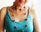 light felt balls necklace, statement necklace, strand necklace, ecofriendly, summer necklace
