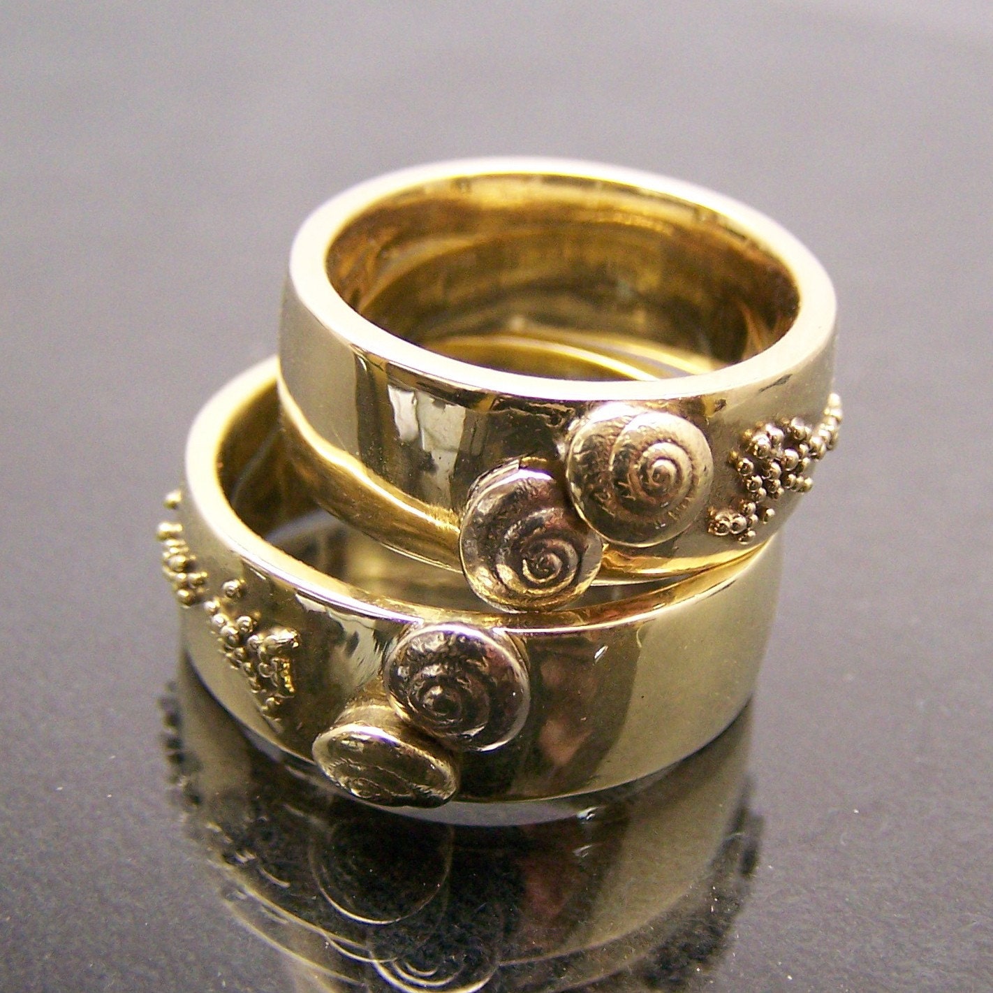 14K Yellow White Gold Wedding Bands - Shells on the Beach