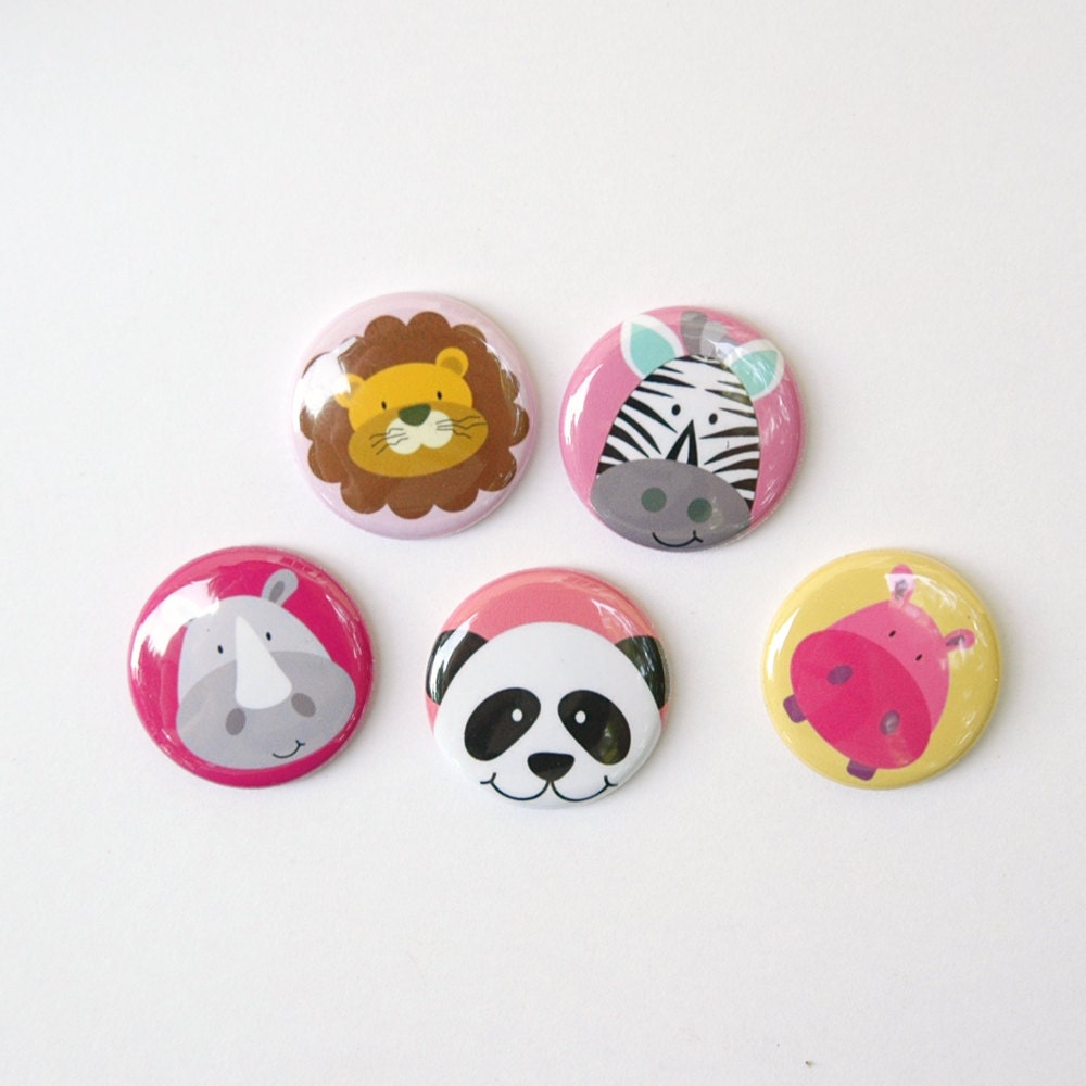 Zoo Animals.. set of 5 magnets in gift tin