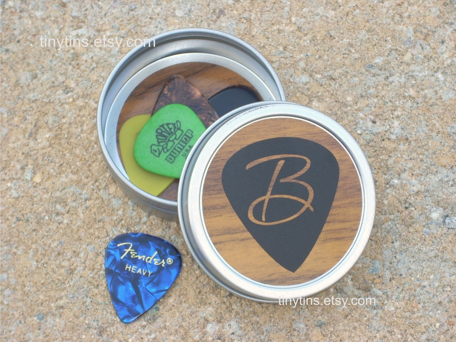 Guitar Pick Holder - round tin with woodgrain and black pick design - personalized