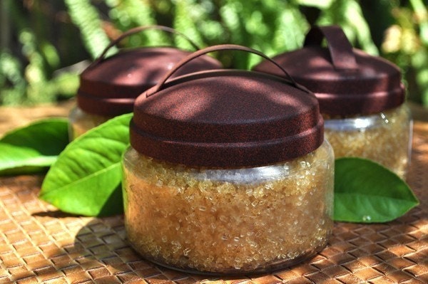 Organic Body Scrub w/ Shea Butter and Mango Butter  (8oz)