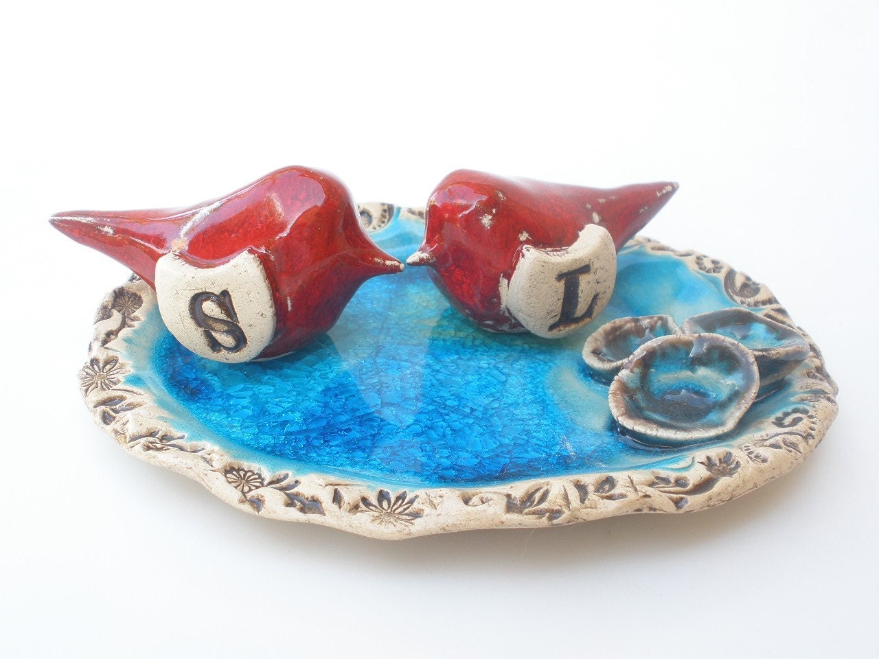 Wedding cake topper A pair of love birds with your initials in a beautiful turquoise lake