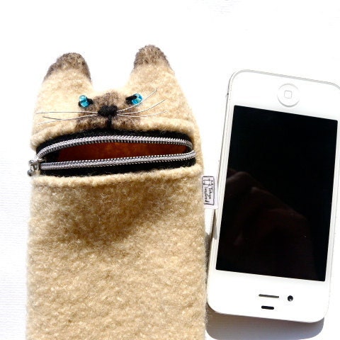 iPhone 4 case iPhone 5 case: Hungry Siamese Cat