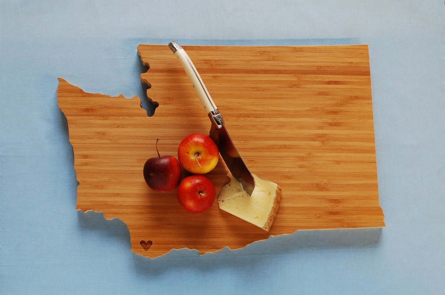 AHeirloom's Washington State Cutting Board