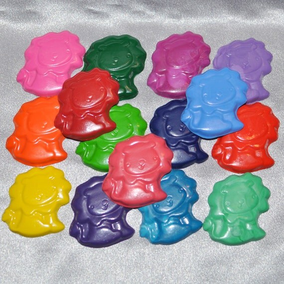 Recycled Crayons Lion Shaped Total of 15 Crayons Il_570xn