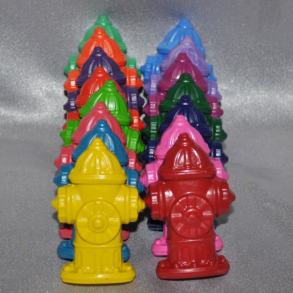 Recycled Crayons Fire Hydrant Shaped, Total of 15 Crayons Il_570xn