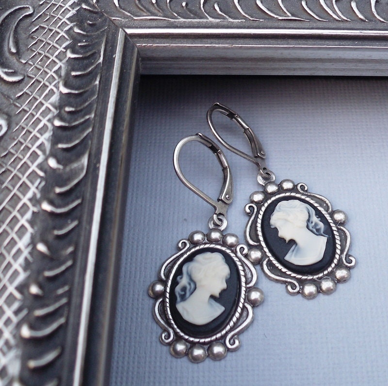 Cookies and Cream Cameo Earrings