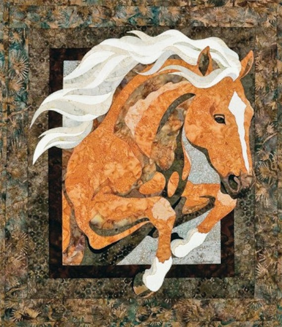 royal-horse-bigfork-bay-toni-whitney-quilt-by-aliceinstitchesarts