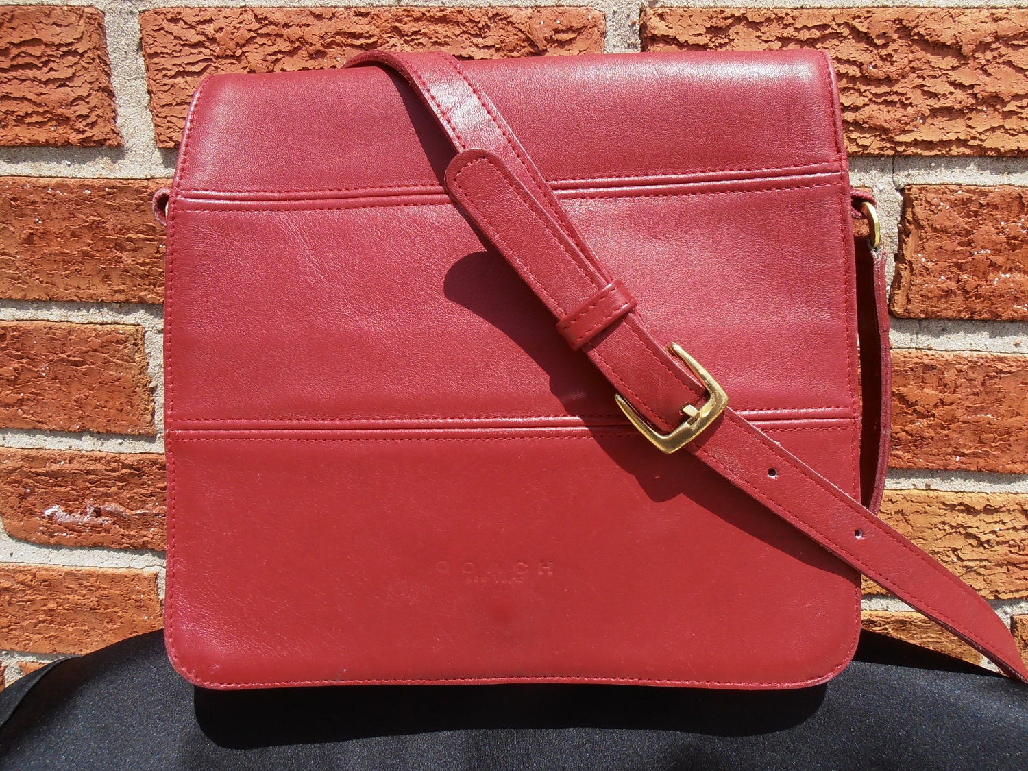 Vintage COACH 9092 RED Tribeca Flap Messenger Crossbody Bag Purse