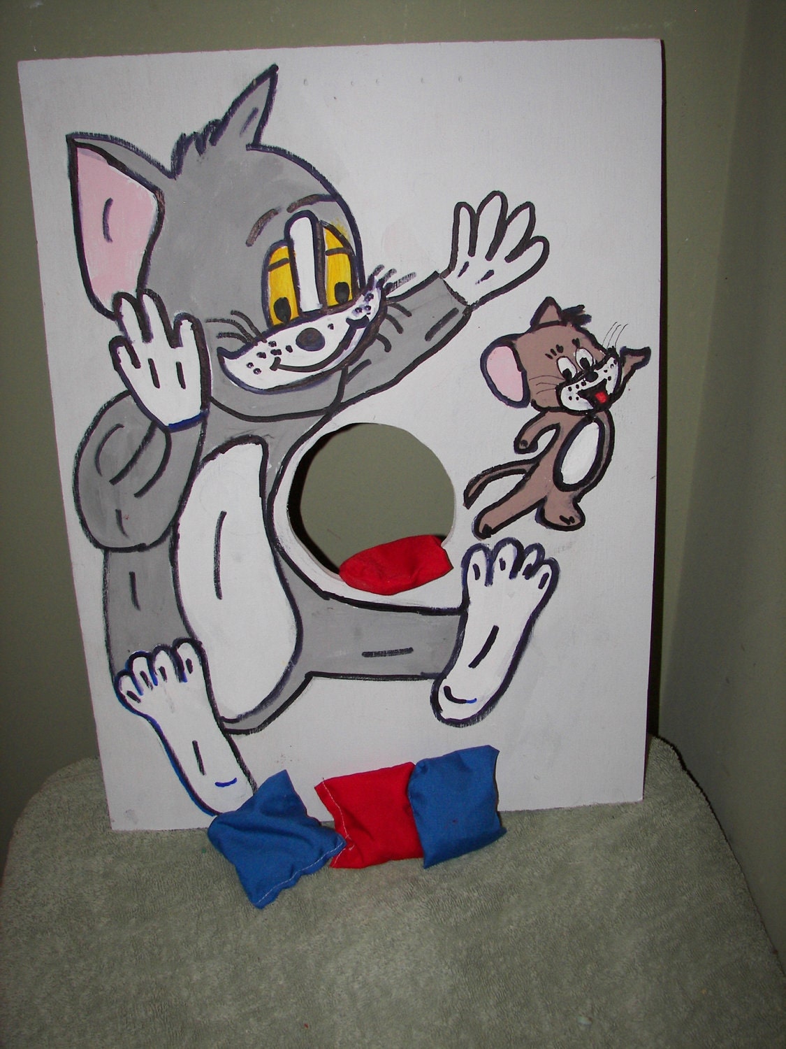 TOM   &  JERRY  Corn hole  game   with 4 bean bags