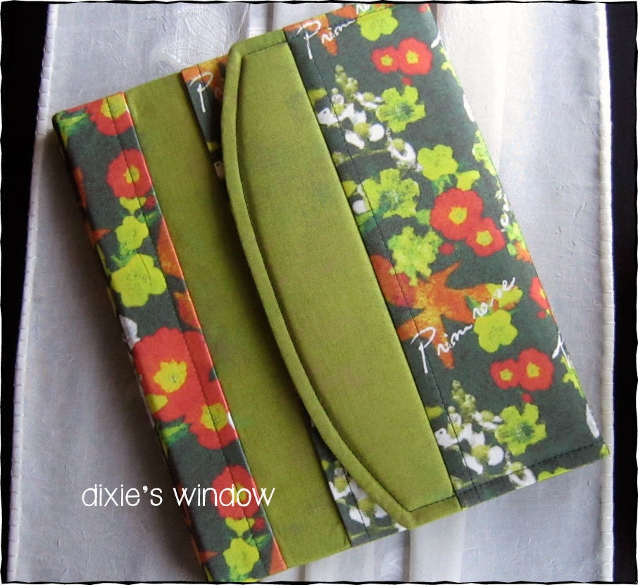 Ready To Ship - The Hunger Games - iPad 1 - iPad 2 - The NEW iPad - Snap-On Book Style Case