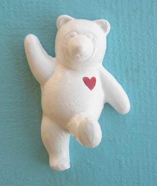 Cast Iron Valentine Bear Wall Hanger Hook