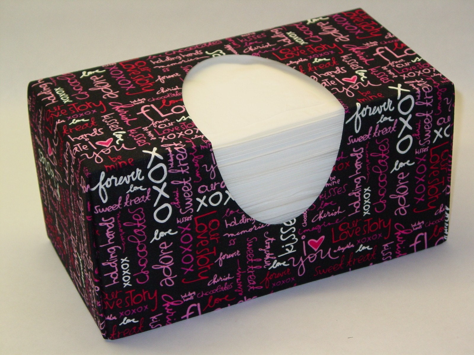 Messages of Love XOXO Tissue Box Cover