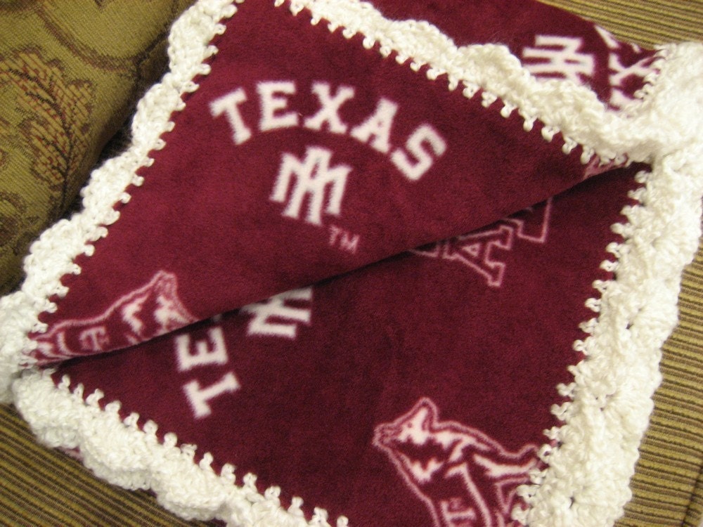 Texas A and M University College Fleece Throw Blanket with Crochet Edge