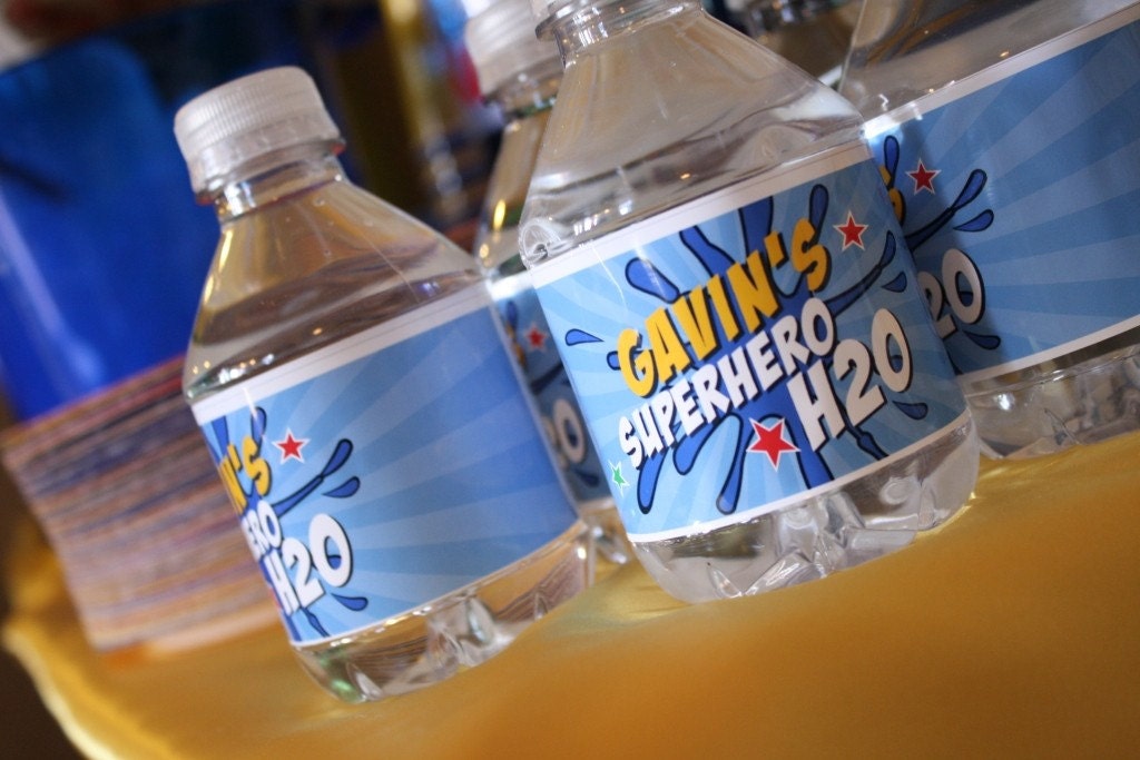 Superhero party - Personalized water bottle labels - Set of 15