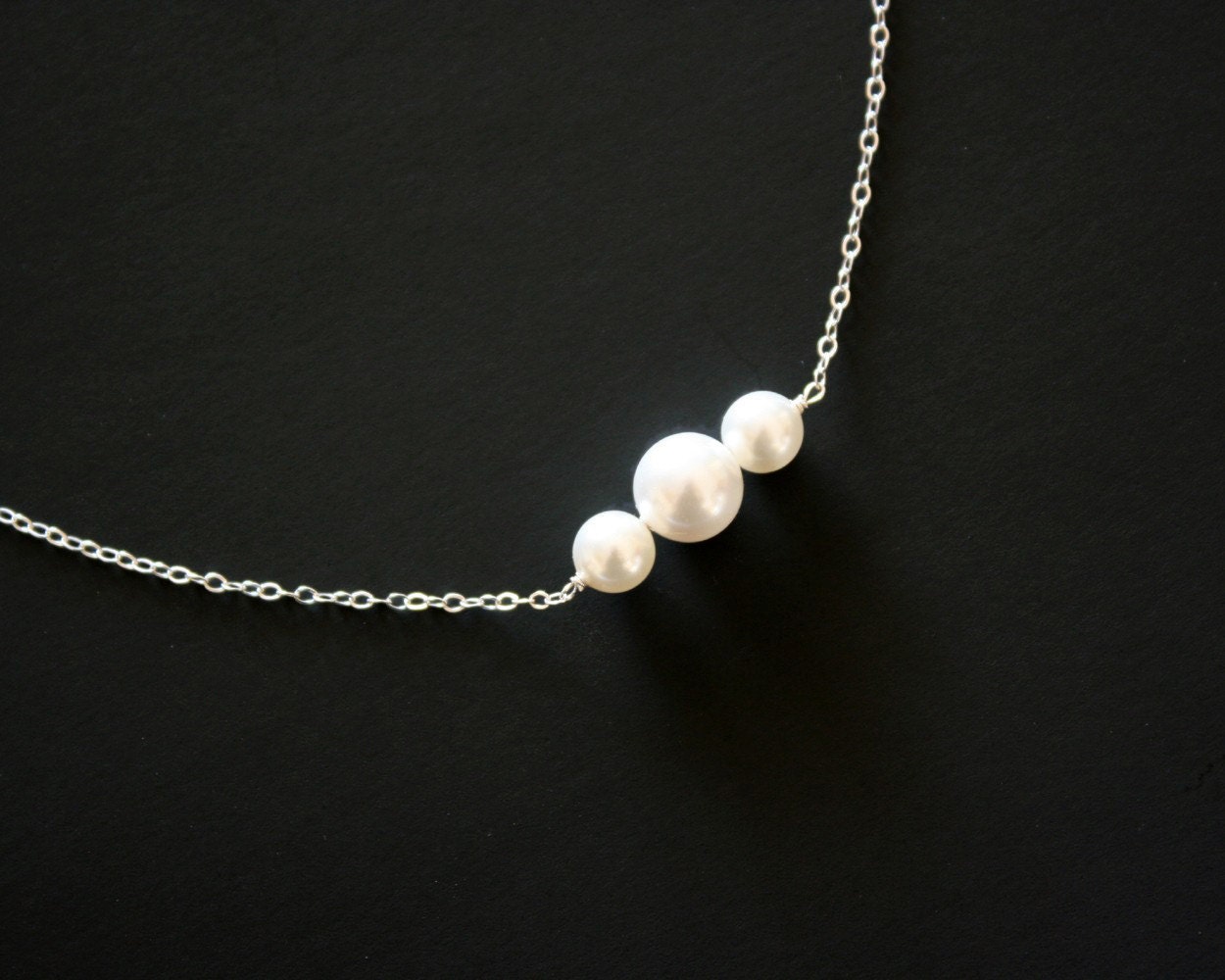 Trio pearls necklace Sterling Silver - Bridal wedding jewelry bride bridesmaid gift, simple pearl necklace, short delicate birthday gifts