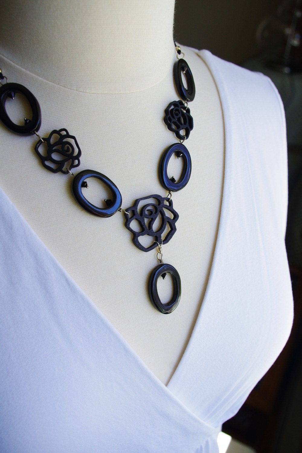 Black Onyx and Cutout Wood Rose Necklace - fashion unique gift