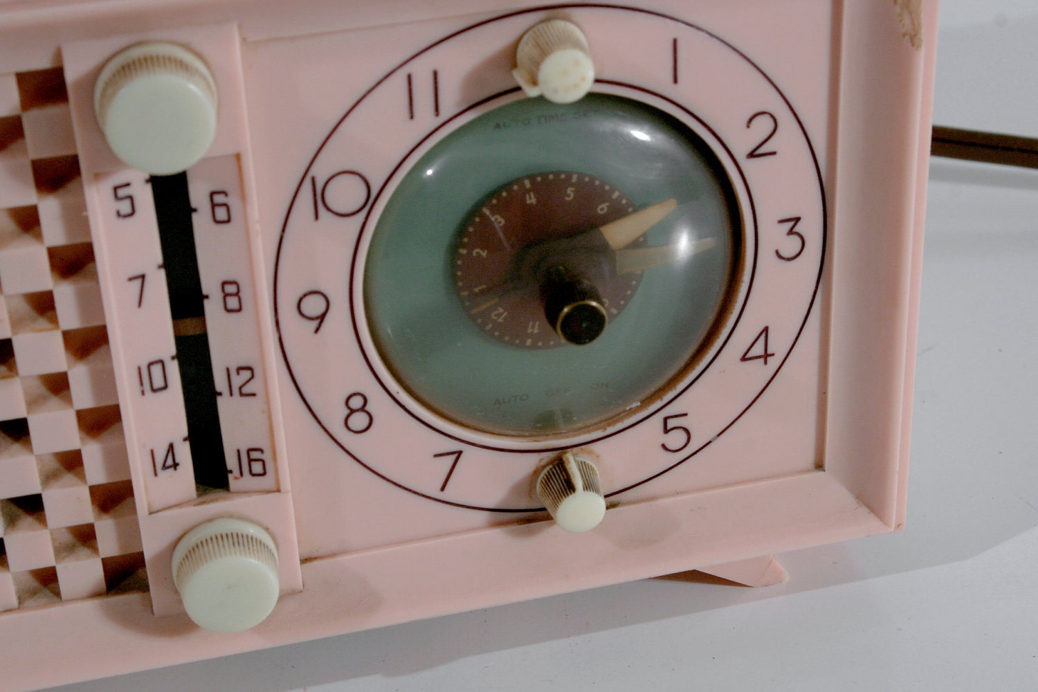 Mid-century Modern Pink Emerson Radio and Clock