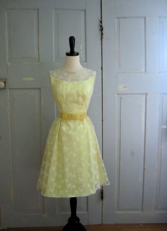 1960s Cocktail Dress 60s Cocktail Dress by SassySisterVintage