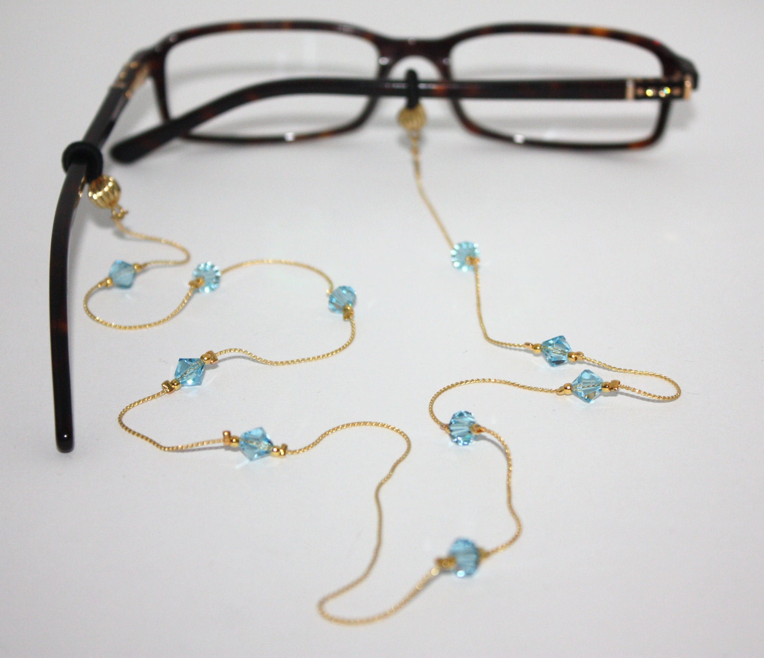 Aquamarine Serpentine Glasses Chain
