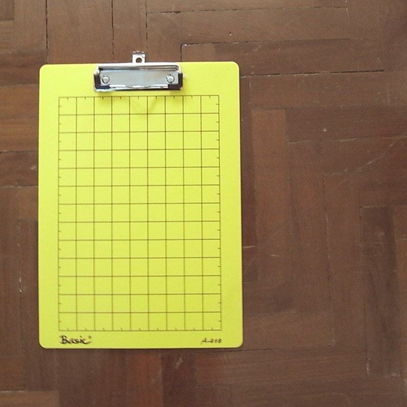 Vintage style retro eco friendly yellow with check clip cut board A4 size