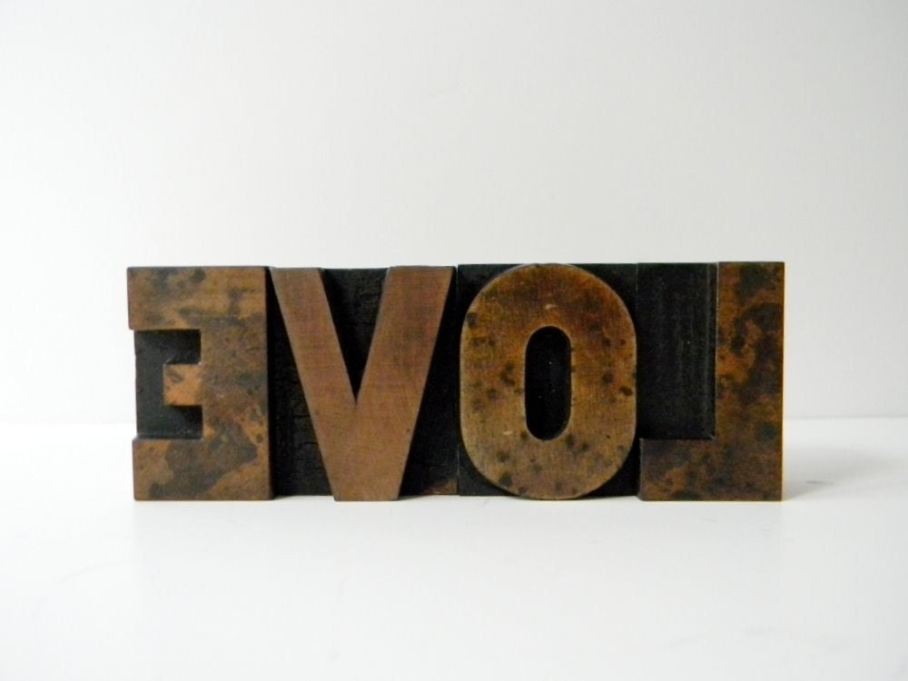 Vintage Wood Type LOVE - bold 2 inch
