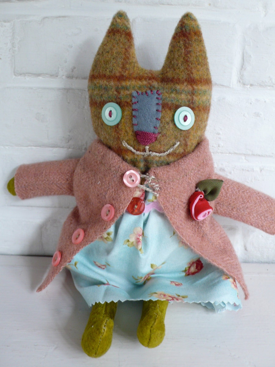 Nadia a primitive cloth cat doll