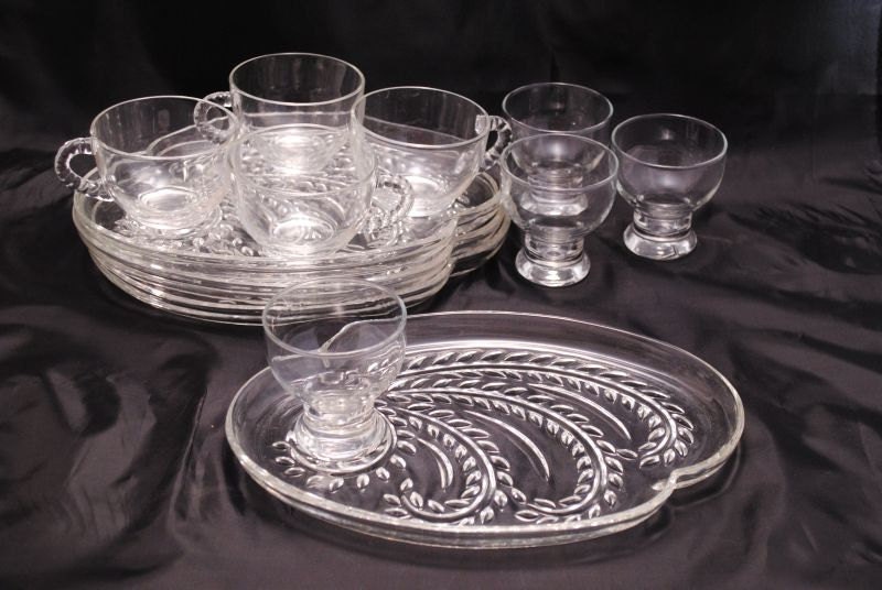 Snack Set Federal Homestead Trays, Cups, Tumblers in original box (12 pieces 4 place settings)