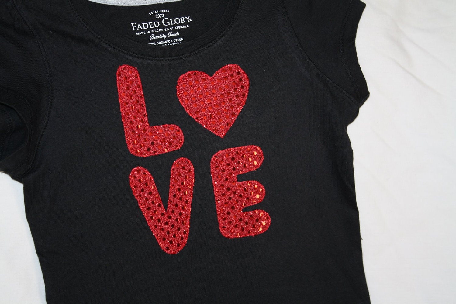 LOVE Valentines Day shirt      all red