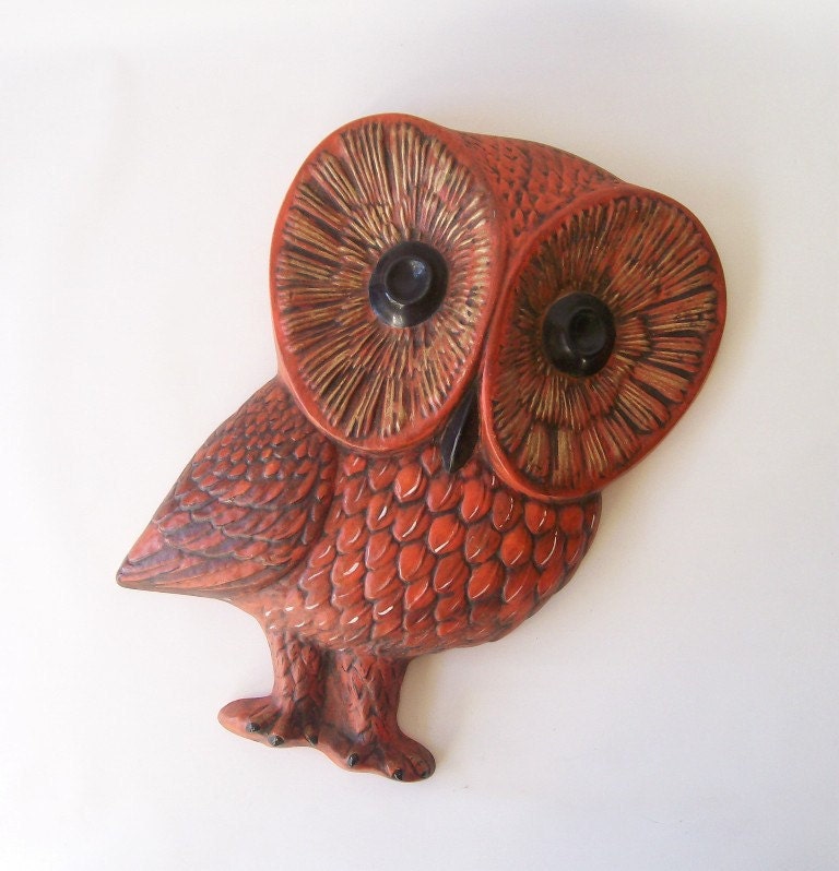 vintage ceramic owl wall hanging retro home decor mid century modern bird orange brown yellow big eyed boho bohemian