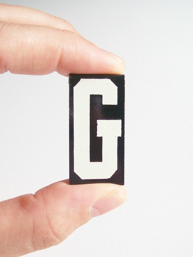 vintage letter G enamel metal sign personalized monogram initial word black and white hanging sign industrial style trends