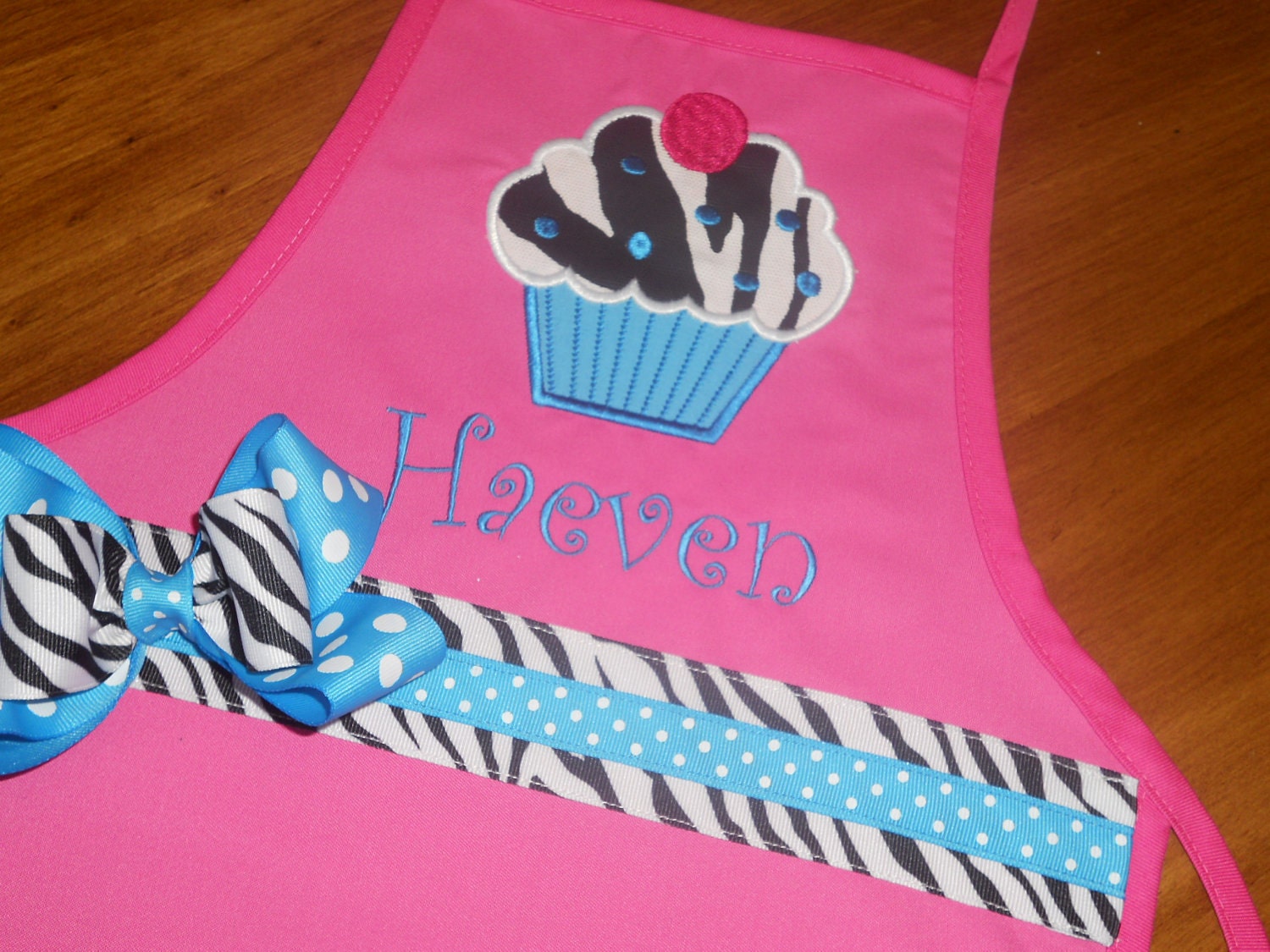 Zebra Cupcake on Pink Apron