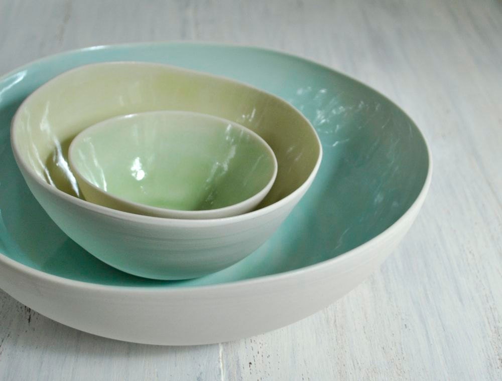 Nesting Bowls Modern Porcelain Pottery Bowl Set in White, Green, Yellow and Aqua