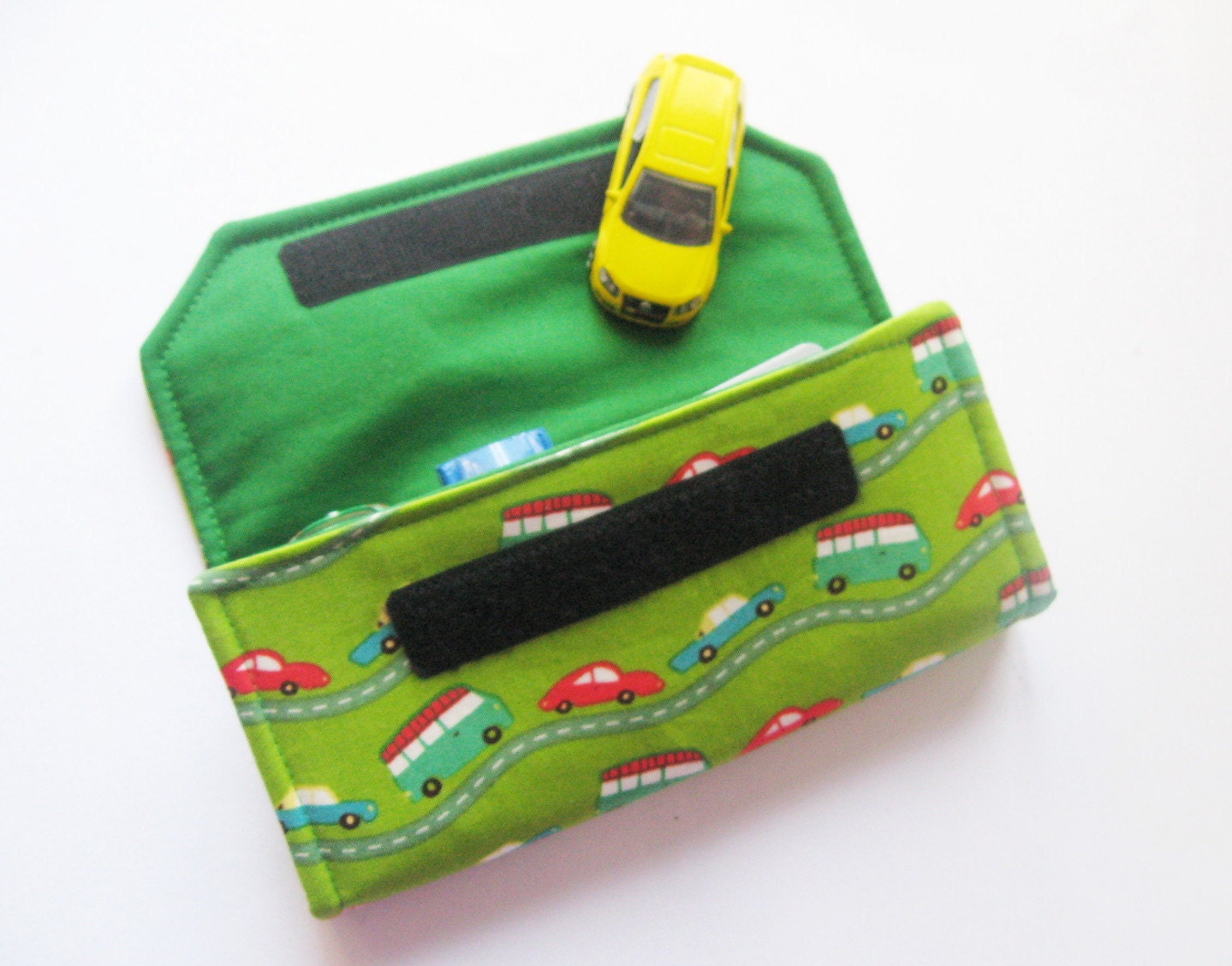 The ORIGINAL Car Wallet with Pocket (holds 4) ... On the road