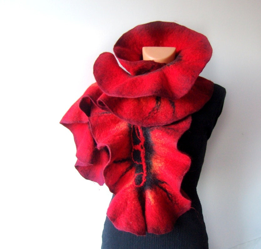 Felted scarf ruffle collar Red and Black gift under 75