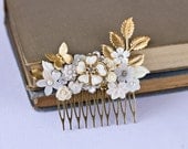 Bridal Hair Accessory - Wedding Hair Comb, Bridal Hair Comb, Spring Summer Shabby Chic Wedding Hair Comb, Vintage White Something Old