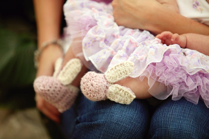 PDF Pattern - Crochet Booties with Bunny Ears Size 1-12 Beginner Friendly INSTANT DOWNLOAD