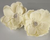 Audrey (Silk flower hair comb set of 2)