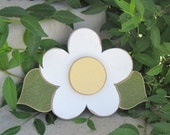 WHITE DAISY withLEAVES or your custom personalized colors for wall hanging bedroom, home or girl room decor