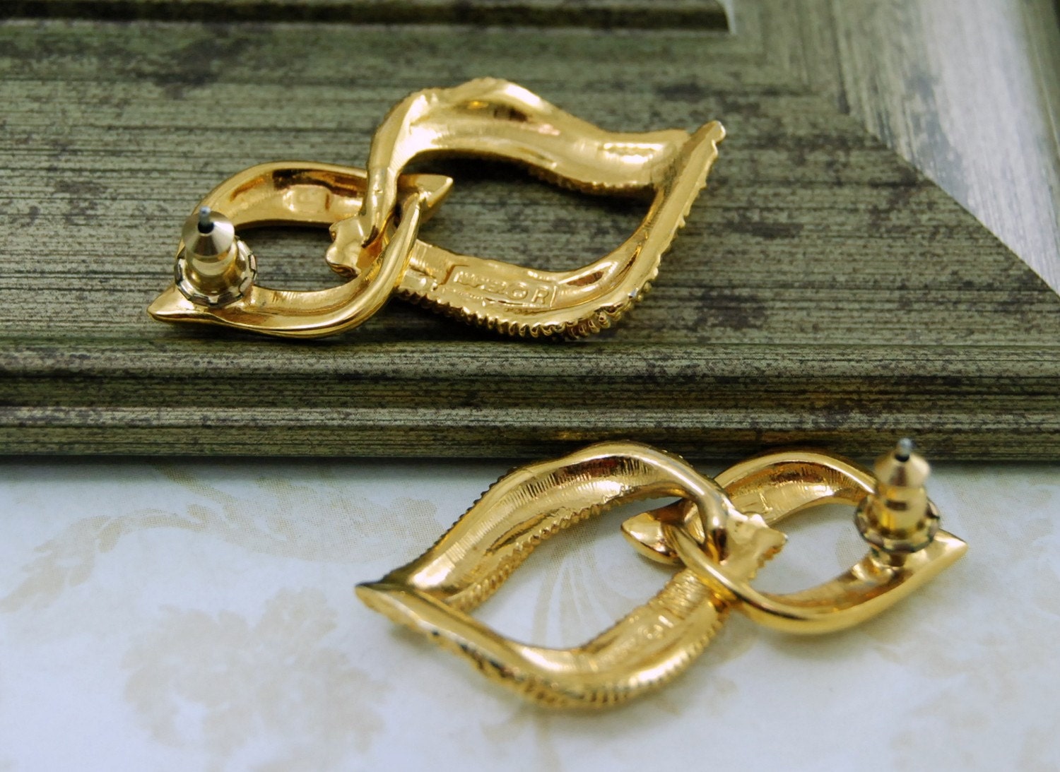 Vintage Napier Pierced Earrings Goldtone Textured Moroccan Dangles