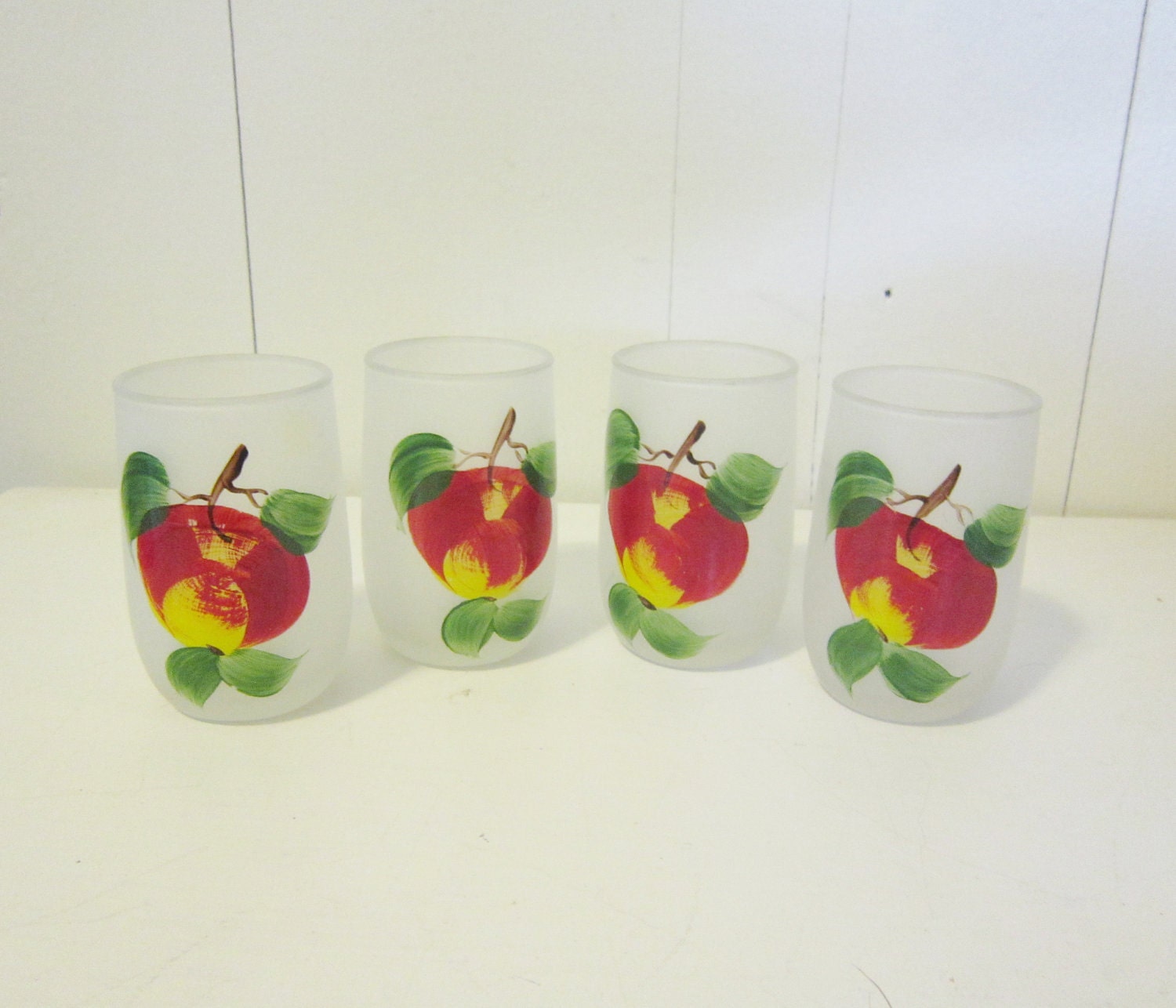 vintage apple frosted juice glasses / set of 4
