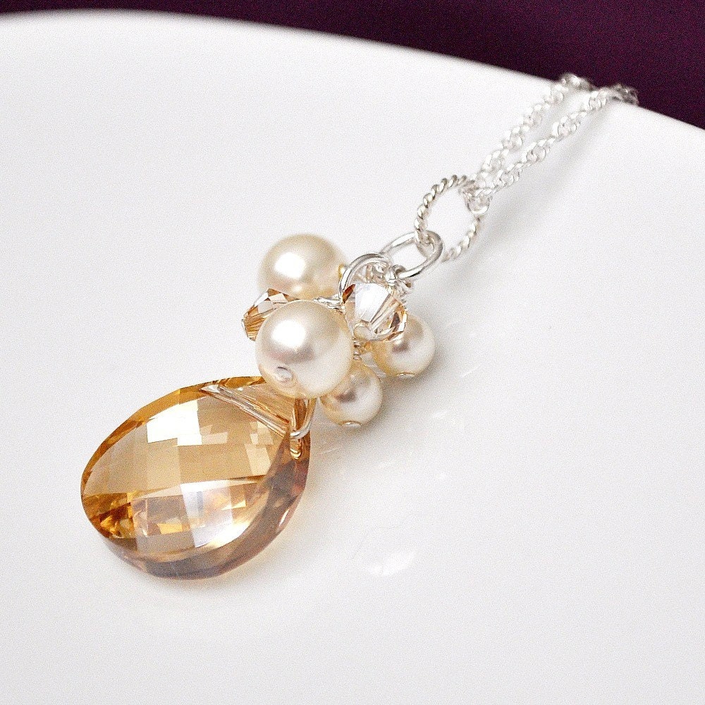 Golden Crystal Pendant. Wedding Necklace. Bridal Necklace. Champagne Crystal Necklace. Pearl Bridesmaid Jewelry for Fall Wedding